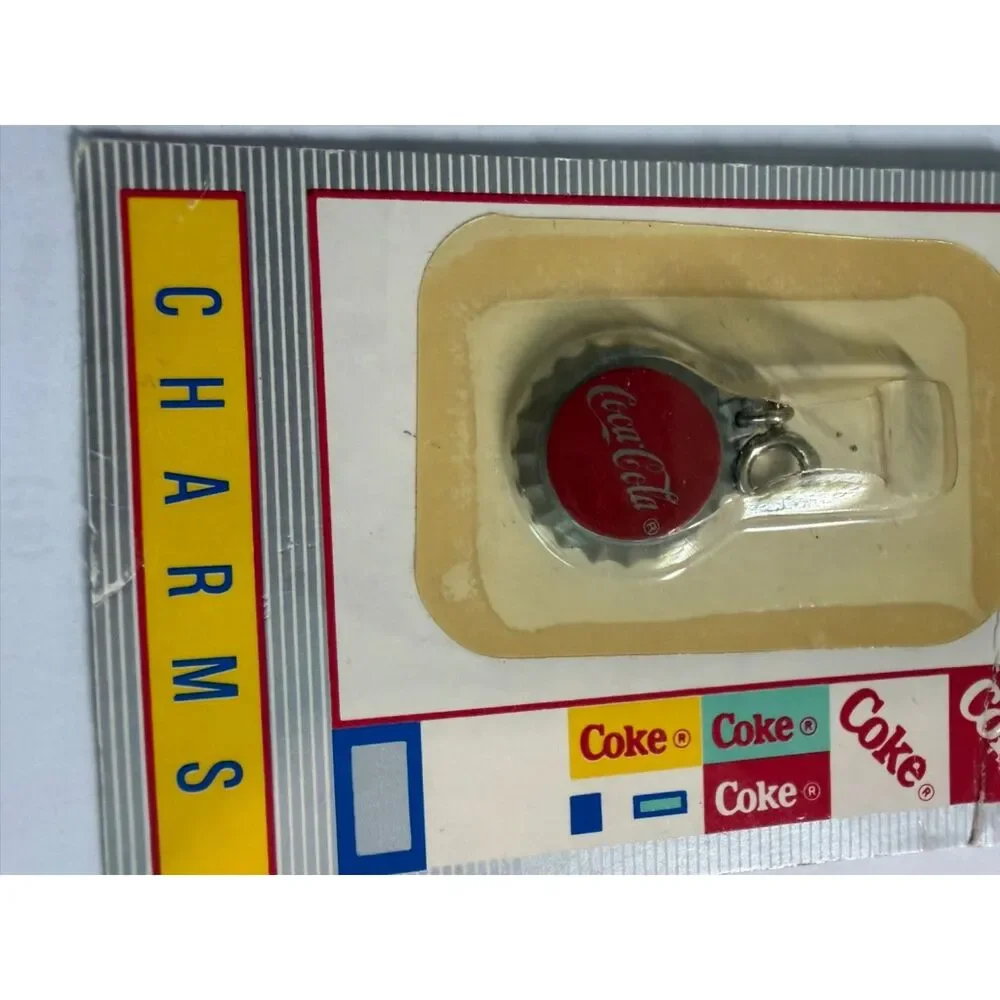 vtg coca cola bottle cap watch charm on original package card